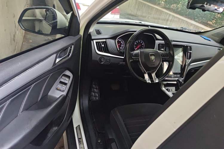 Used Roewe RX5 2020 20T Automatic 4G Connect Excellence Edition Driver Seat