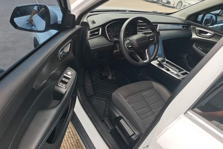 Used Roewe RX5 2020 PLUS 300TGI Automatic Ali New Year Special Edition Driver Seat