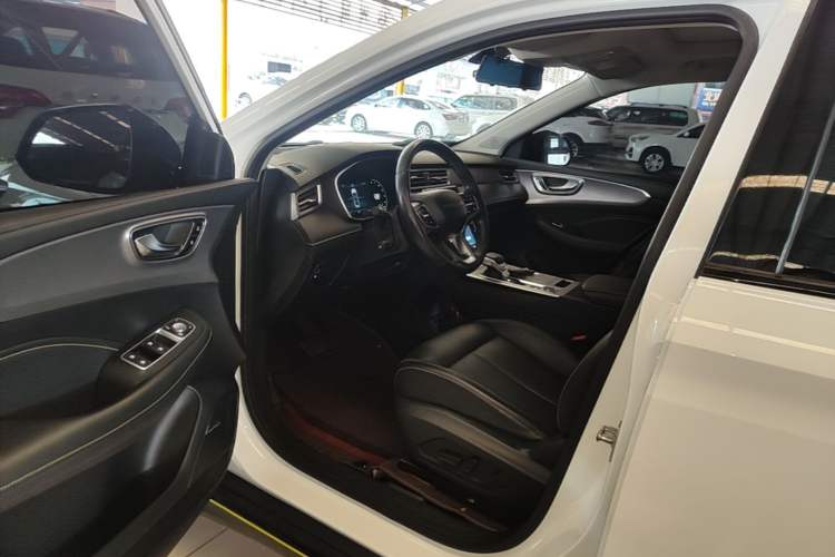 Used Roewe RX5 2020 PLUS 300TGI Automatic Ali National Trend Flagship Edition Driver Seat