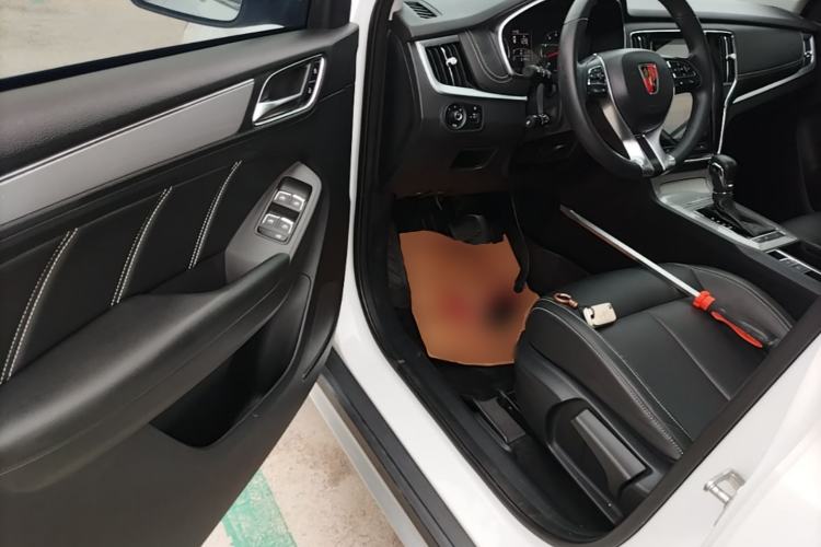 Used Roewe RX5 2020 20T Automatic 4G Connected Million Edition Driver Seat
