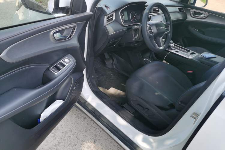 Used Roewe RX5 2020 PLUS 300TGI Automatic Ali National Style Luxury Edition Driver Seat