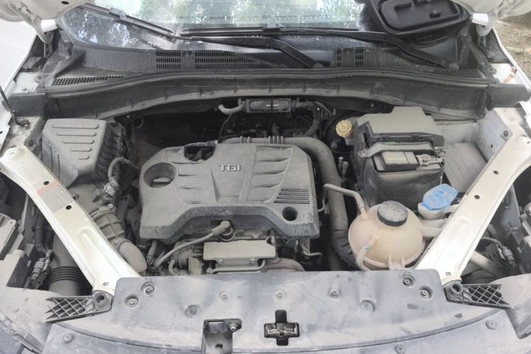 Used Roewe RX5 2020 20T Automatic 4G Connect Excellence Edition Engine Bay