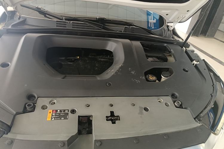 Used Roewe RX5 2020 PLUS 300TGI Automatic Ali National Style Luxury Edition Engine Bay