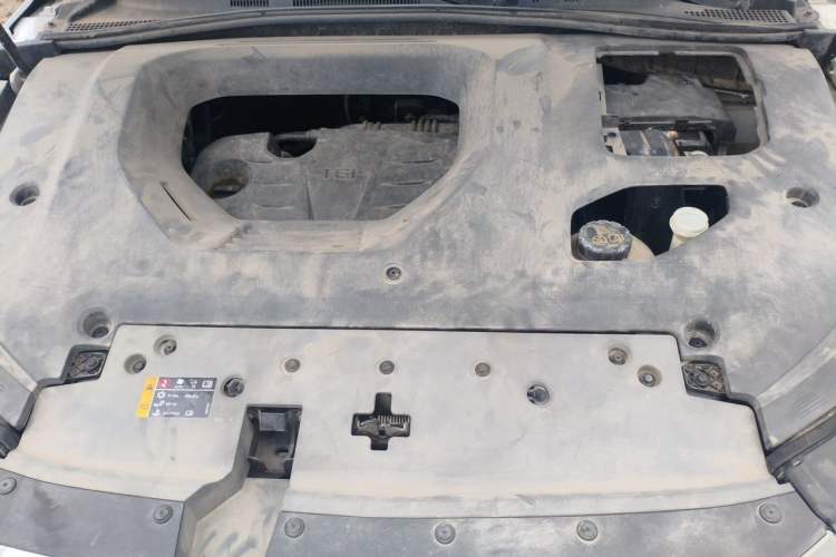 Used Roewe RX5 2020 PLUS 300TGI Automatic Ali National Trend Flagship Edition Engine Bay