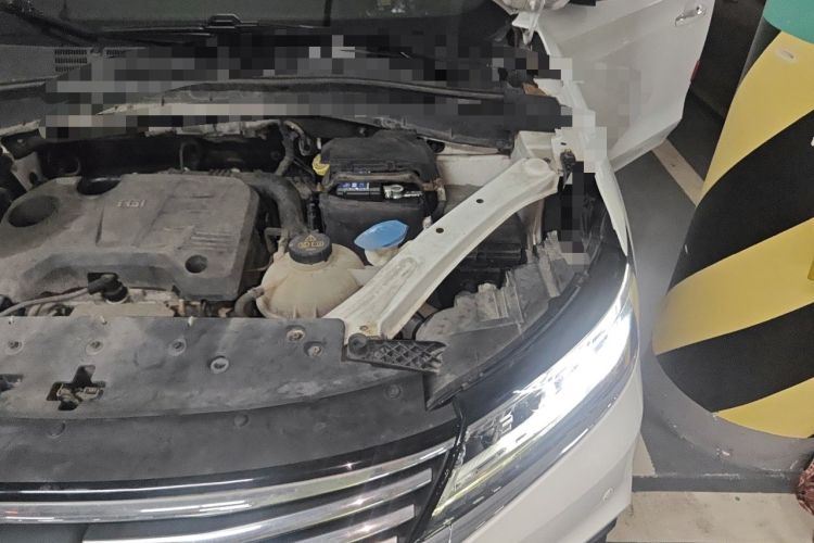Used Roewe RX5 2020 20T Automatic 4G Connect Superior Flagship Edition Engine Bay Left