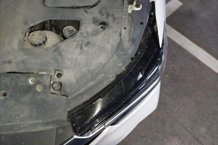 Used Roewe RX5 2020 PLUS 300TGI Automatic Ali New Year Special Edition Engine Bay Left