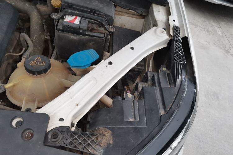 Used Roewe RX5 2020 20T Automatic 4G Connect Superior Flagship Edition Engine Bay Left
