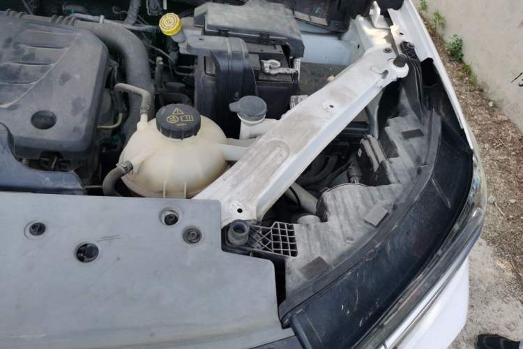 Used Roewe RX5 2020 PLUS 300TGI Automatic Ali National Style Luxury Edition Engine Bay Left