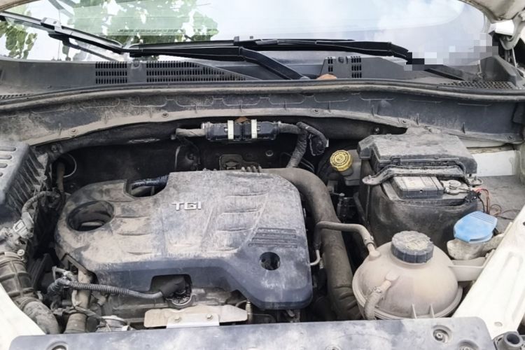 Used Roewe RX5 2020 20T Automatic 4G Connect Superior Flagship Edition Engine Bay