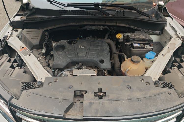 Used Roewe RX5 2020 20T Automatic 4G Connect Superior Flagship Edition Engine Bay