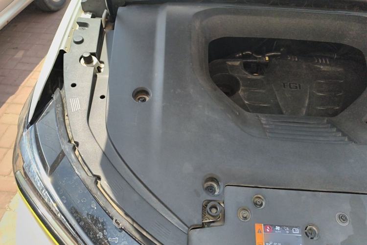 Used Roewe RX5 2020 PLUS 300TGI Automatic Ali National Trend Flagship Edition Engine Bay Right
