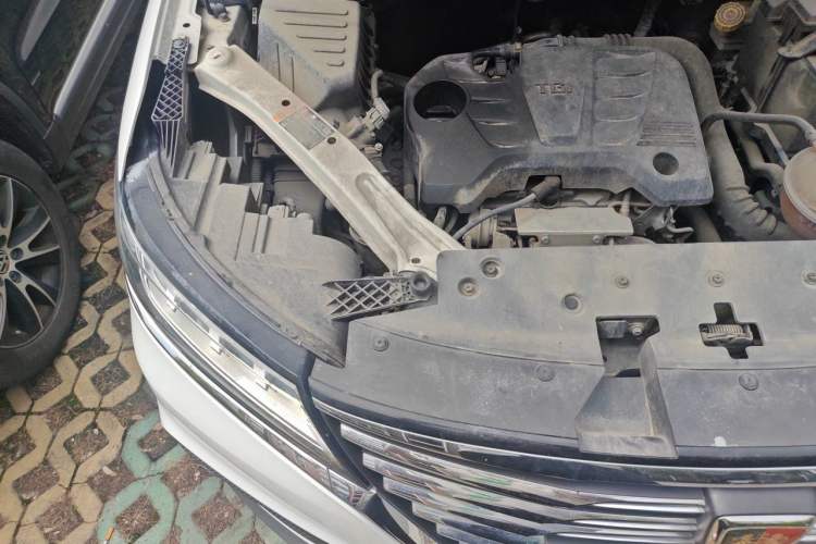 Used Roewe RX5 2020 20T Automatic Ali Smart Network Beyond Flagship Edition Engine Bay Right
