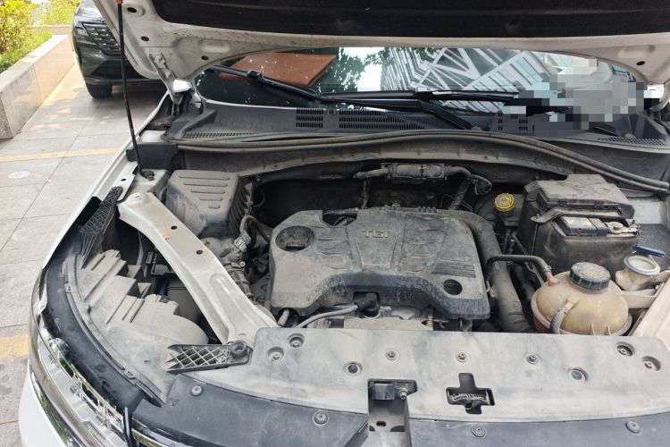 Used Roewe RX5 2020 20T Automatic 4G Connect Superior Flagship Edition Engine Bay Right