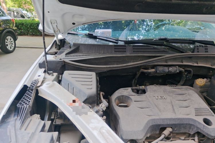 Used Roewe RX5 2020 20T Automatic Ali Smart Connectivity Beyond Intelligent Edition Engine Bay Right