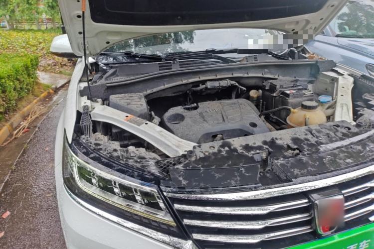Used Roewe RX5 2020 20T Automatic 4G Connect Superior Flagship Edition Engine Bay Right