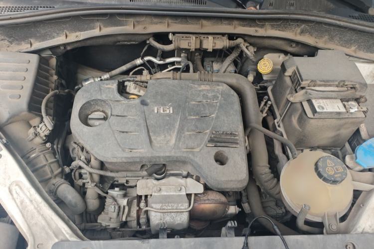 Used Roewe RX5 2020 20T Automatic 4G Connect Superior Flagship Edition Engine Bay