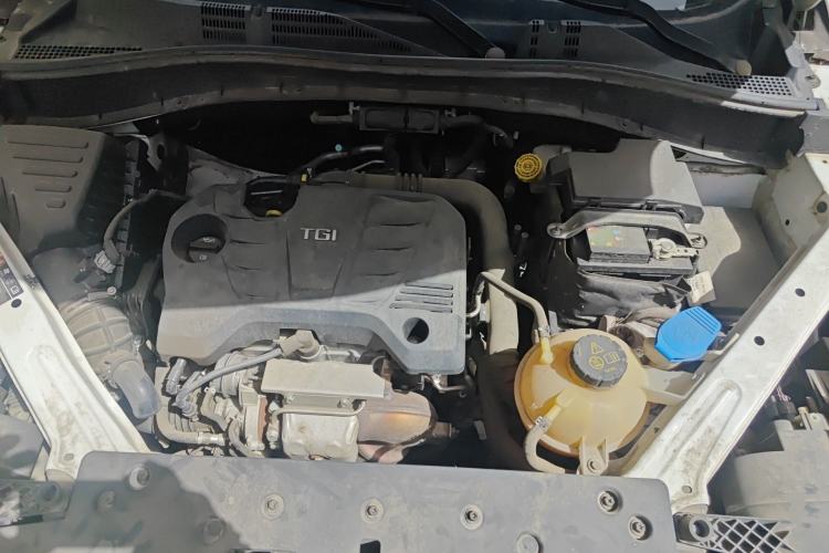 Used Roewe RX5 2020 20T Automatic 4G Connect Superior Flagship Edition Engine Bay