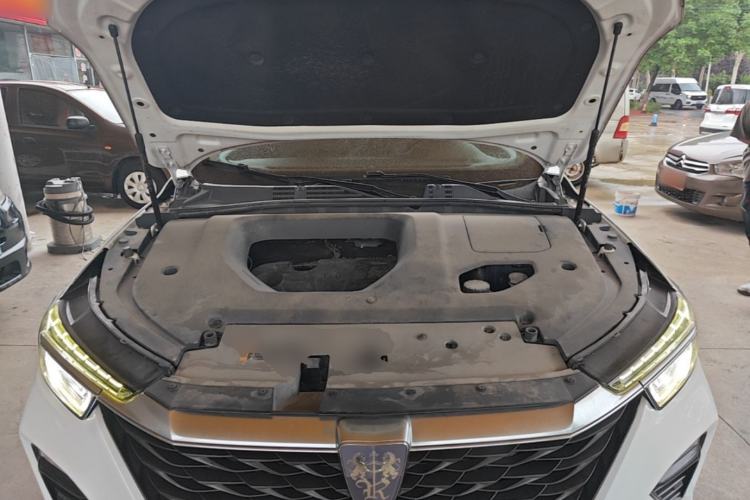 Used Roewe RX5 2020 PLUS 300TGI Automatic Ali National Style Luxury Edition Engine Bay