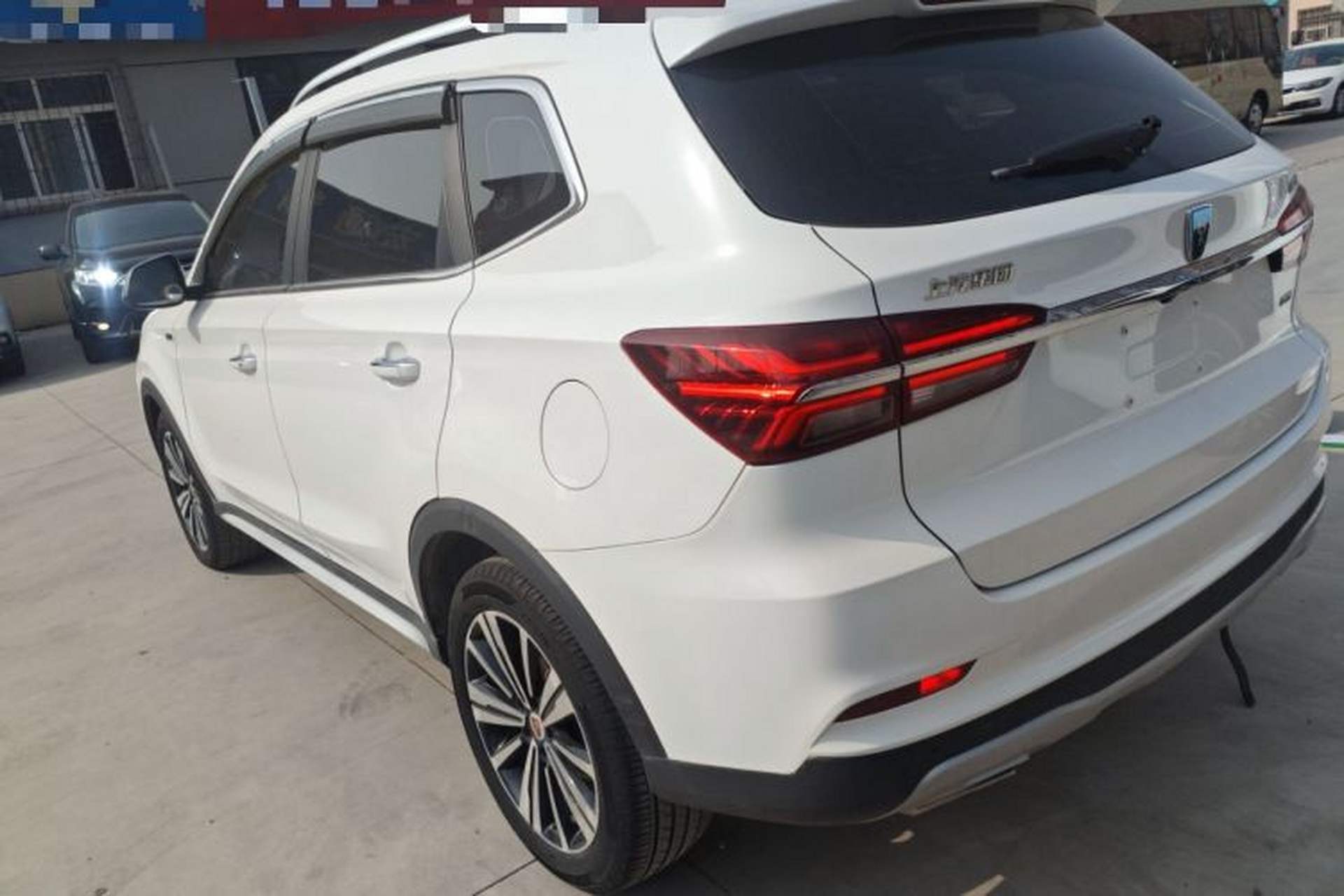 Used Roewe RX5 2020 20T Automatic 4G Connect Superior Flagship Edition Exterior 2
