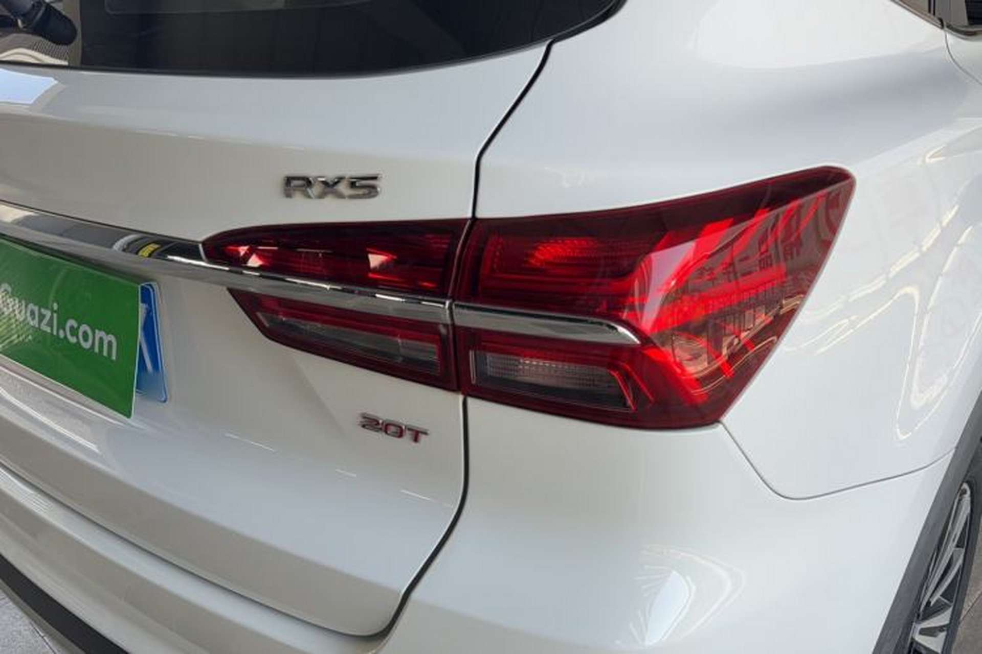 Used Roewe RX5 2020 20T Automatic 4G Connect Superior Flagship Edition Exterior 3