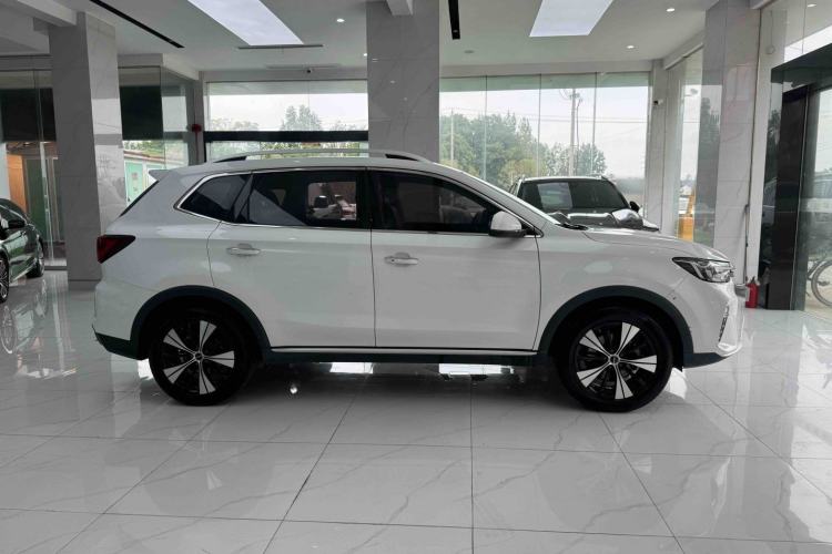 Used Roewe RX5 2020 PLUS 300TGI Automatic Ali National Style Luxury Edition Exterior 3