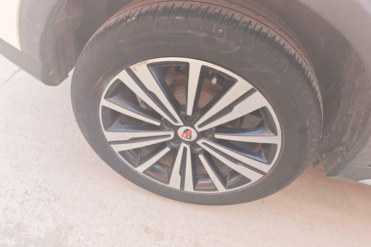 Used Roewe RX5 2020 20T Automatic 4G Connect Superior Flagship Edition Exterior 5