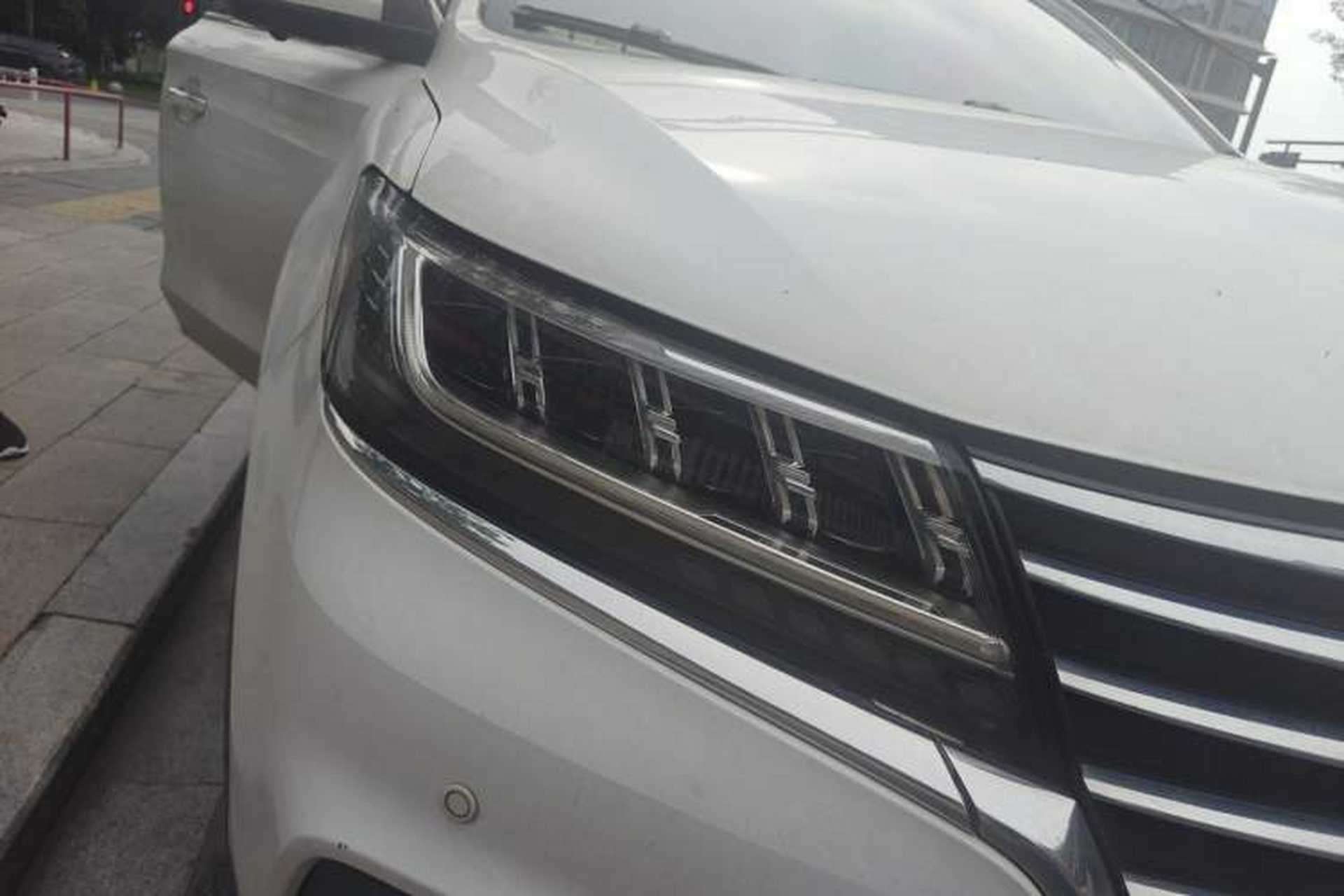 Used Roewe RX5 2020 20T Automatic 4G Connect Superior Flagship Edition Exterior 6