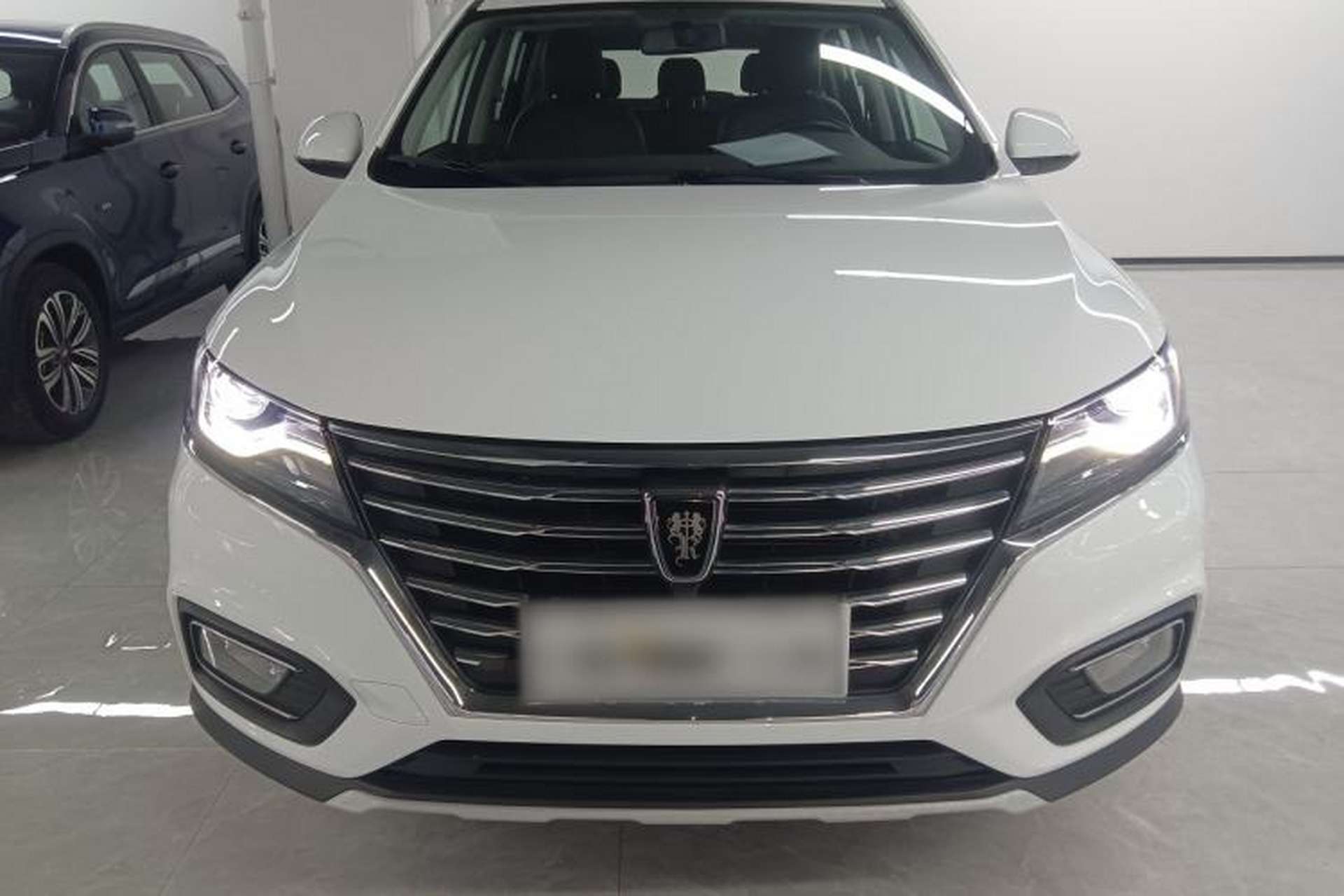 Used Roewe RX5 2020 20T Automatic 4G Connect Excellence Edition Front