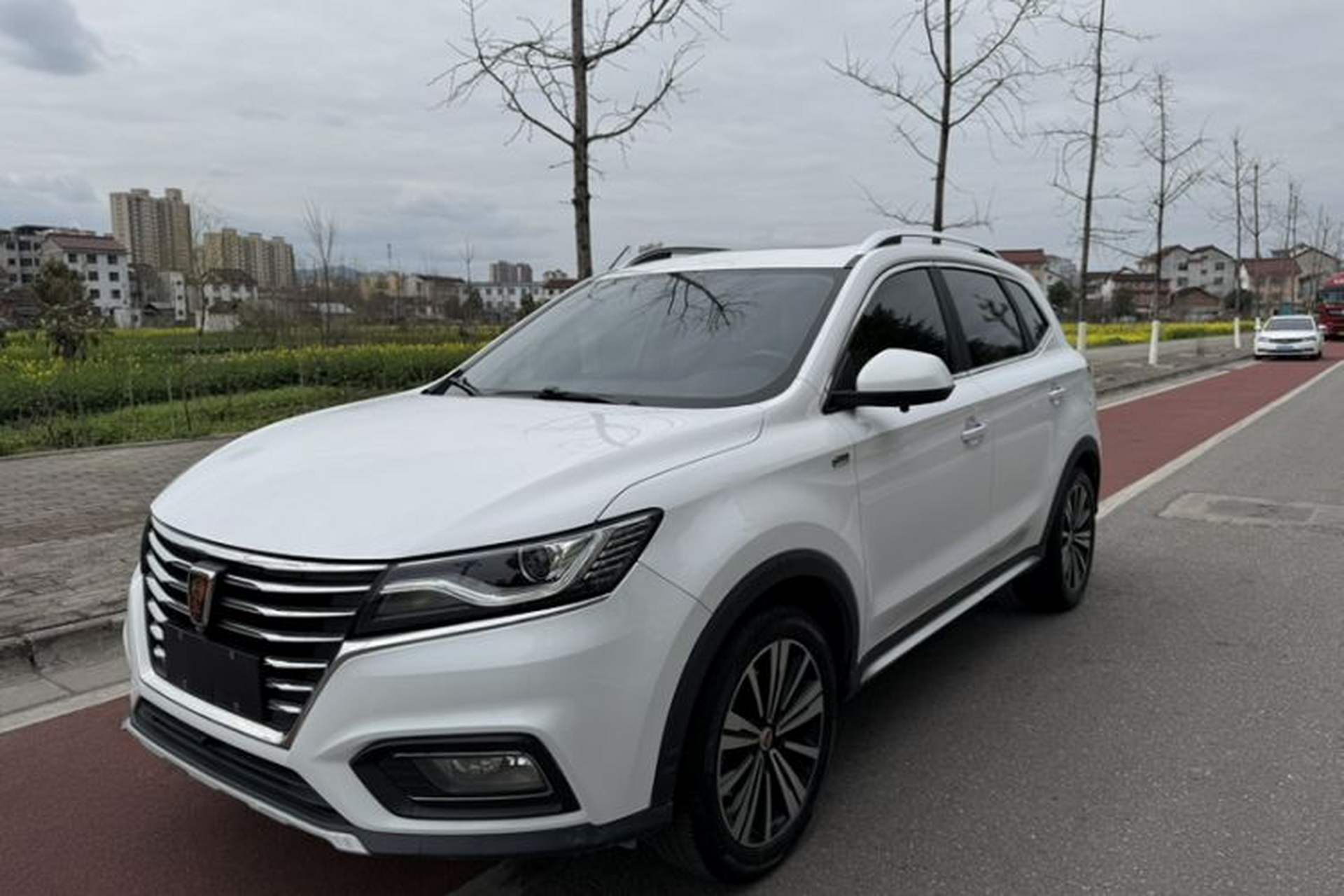 Used Roewe RX5 2020 20T Manual 4G Connect Super-Luxury Flagship Edition Front Left 45 Deg