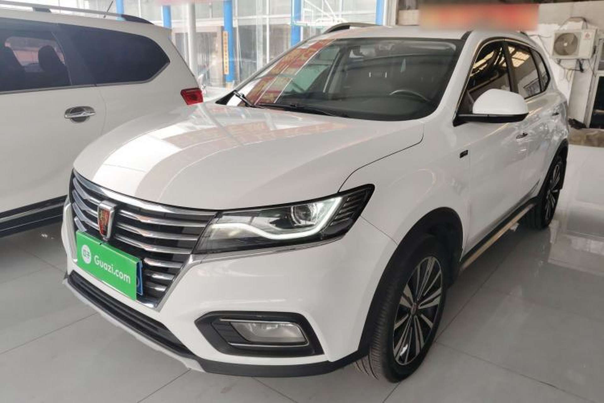 Used Roewe RX5 2020 20T Manual 4G Connect Super-Luxury Flagship Edition Front Left 45 Deg