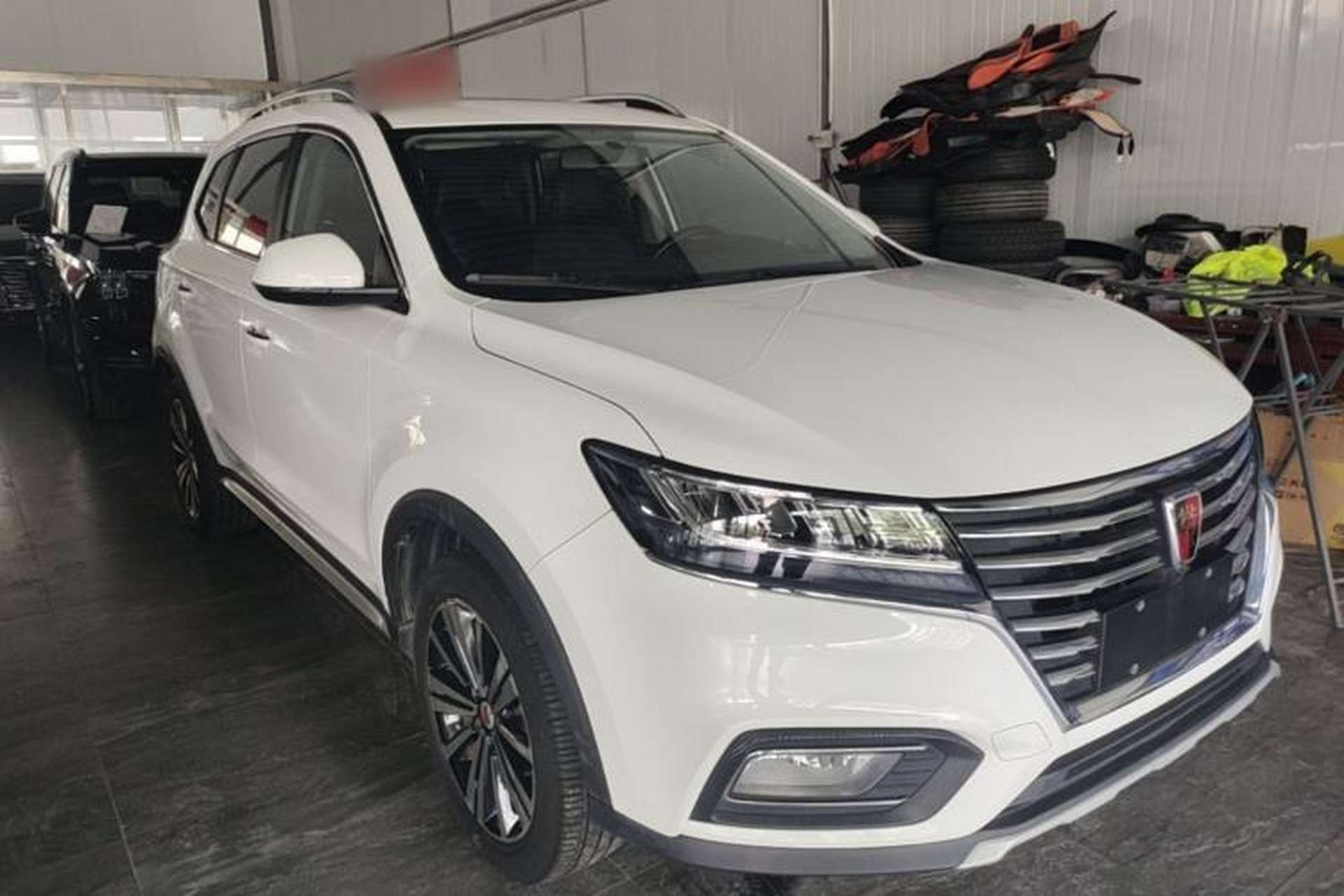 Used Roewe RX5 2020 20T Automatic 4G Connect Superior Flagship Edition Front Right 45 Deg