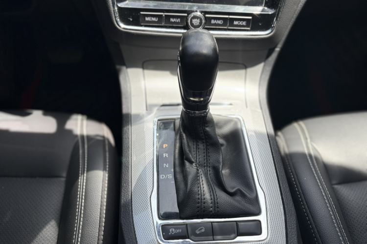 Used Roewe RX5 2020 20T Automatic 4G Connect Superior Flagship Edition Gear Lever