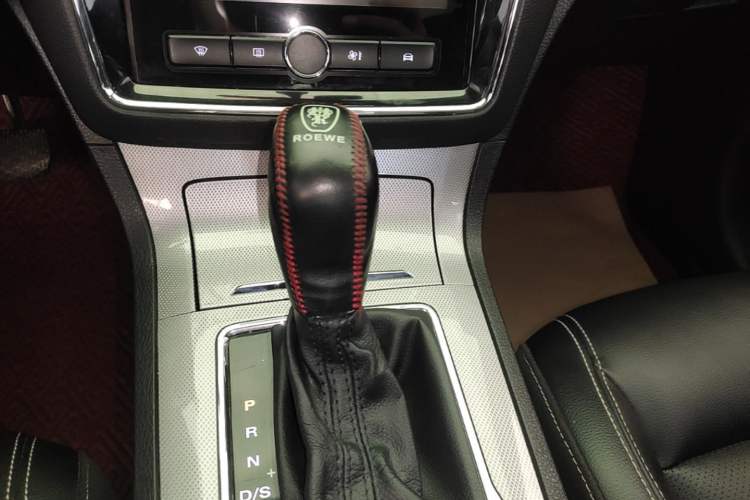 Used Roewe RX5 2020 20T Automatic 4G Connected Million Edition Gear Lever