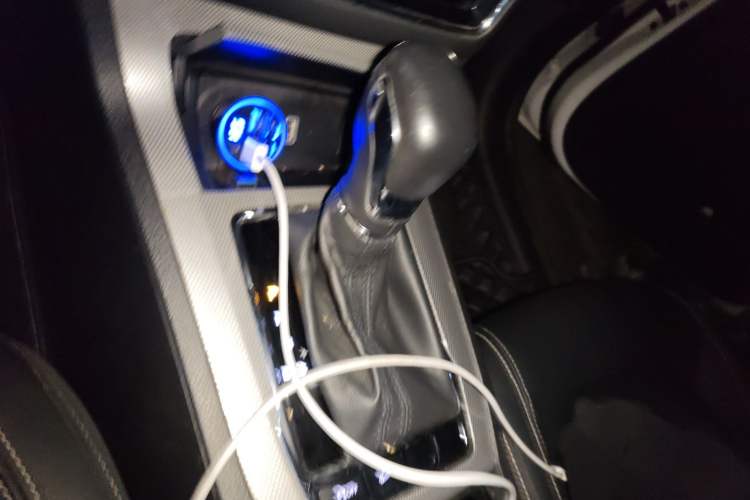 Used Roewe RX5 2020 20T Automatic Ali Smart Network Beyond Flagship Edition Gear Lever