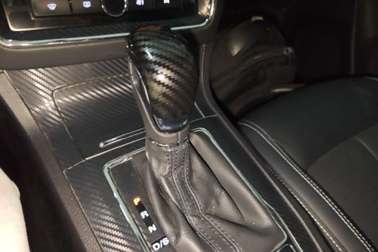 Used Roewe RX5 2020 20T Automatic 4G Connect Superior Flagship Edition Gear Lever