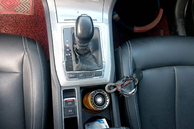 Used Roewe RX5 2020 20T Automatic 4G Connect Superior Flagship Edition Gear Lever