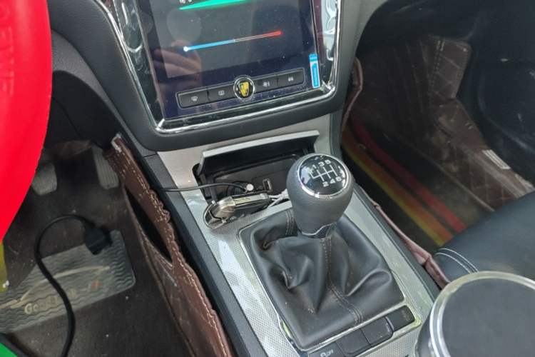 Used Roewe RX5 2020 20T Manual 4G Connect Super-Luxury Flagship Edition Gear Lever