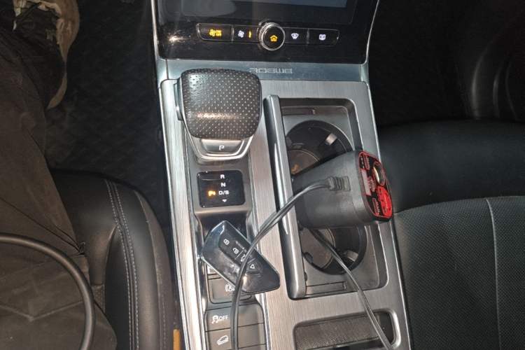 Used Roewe RX5 2020 PLUS 300TGI Automatic Ali National Style Luxury Edition Gear Lever
