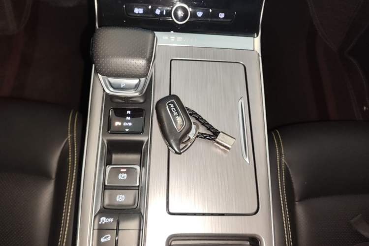 Used Roewe RX5 2020 PLUS 300TGI Automatic Ali National Trend Flagship Edition Gear Lever