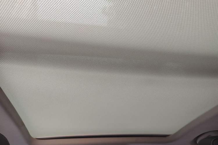 Used Roewe RX5 2020 20T Automatic 4G Connect Superior Flagship Edition Headliner