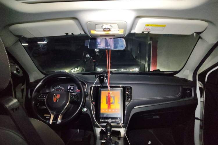 Used Roewe RX5 2020 20T Automatic 4G Connect Superior Flagship Edition Headliner