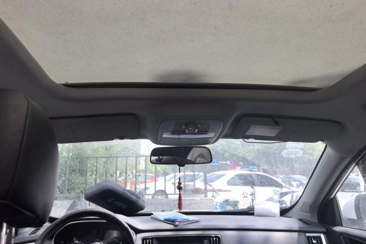 Used Roewe RX5 2020 20T Automatic 4G Connect Excellence Edition Headliner