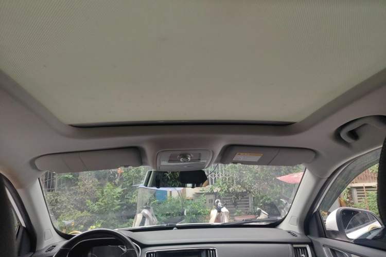 Used Roewe RX5 2020 20T Manual 4G Connect Super-Luxury Flagship Edition Headliner