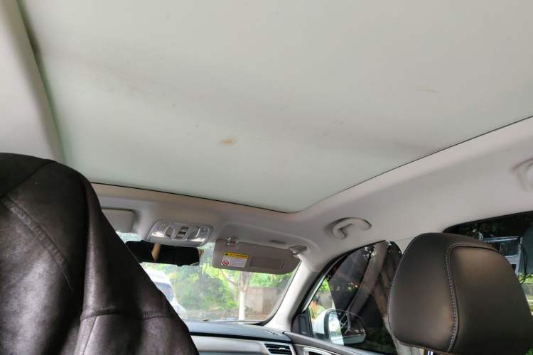 Used Roewe RX5 2020 PLUS 300TGI Automatic Ali National Style Luxury Edition Headliner