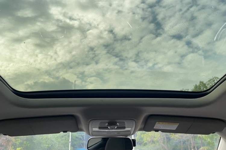 Used Roewe RX5 2020 20T Automatic 4G Connect Excellence Edition Headliner
