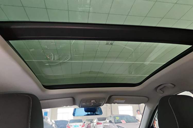 Used Roewe RX5 2020 20T Automatic 4G Connect Excellence Edition Headliner