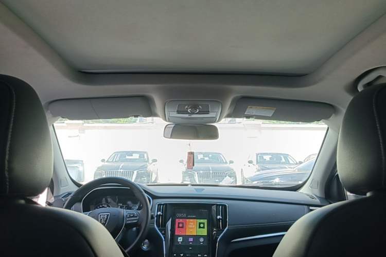 Used Roewe RX5 2020 20T Automatic 4G Connected Million Edition Headliner