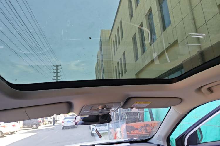 Used Roewe RX5 2020 20T Automatic 4G Connected Million Edition Headliner