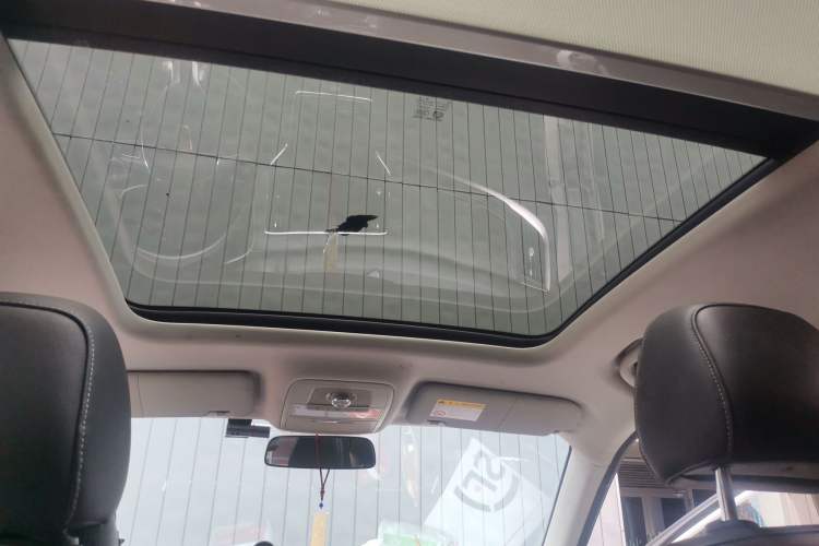 Used Roewe RX5 2020 20T Automatic 4G Connect Superior Flagship Edition Headliner
