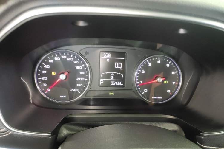 Used Roewe RX5 2020 20T Automatic 4G Connected Million Edition Instrument Cluster